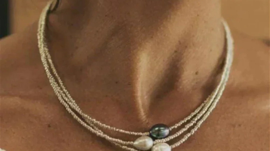 Vintage-inspired freshwater pearl necklace styled for 2026