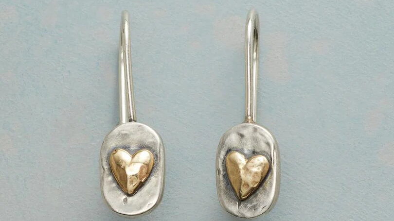 Meaningful Silver Jewelry Gift Ideas 2026: Heart Earrings, Opal Necklaces and Rings That Tell a Story