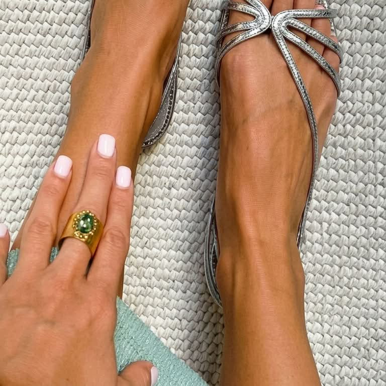 Shoes > Sandals : Serafina | Golden Sandals Summer Essence in Silver van Paper Favor