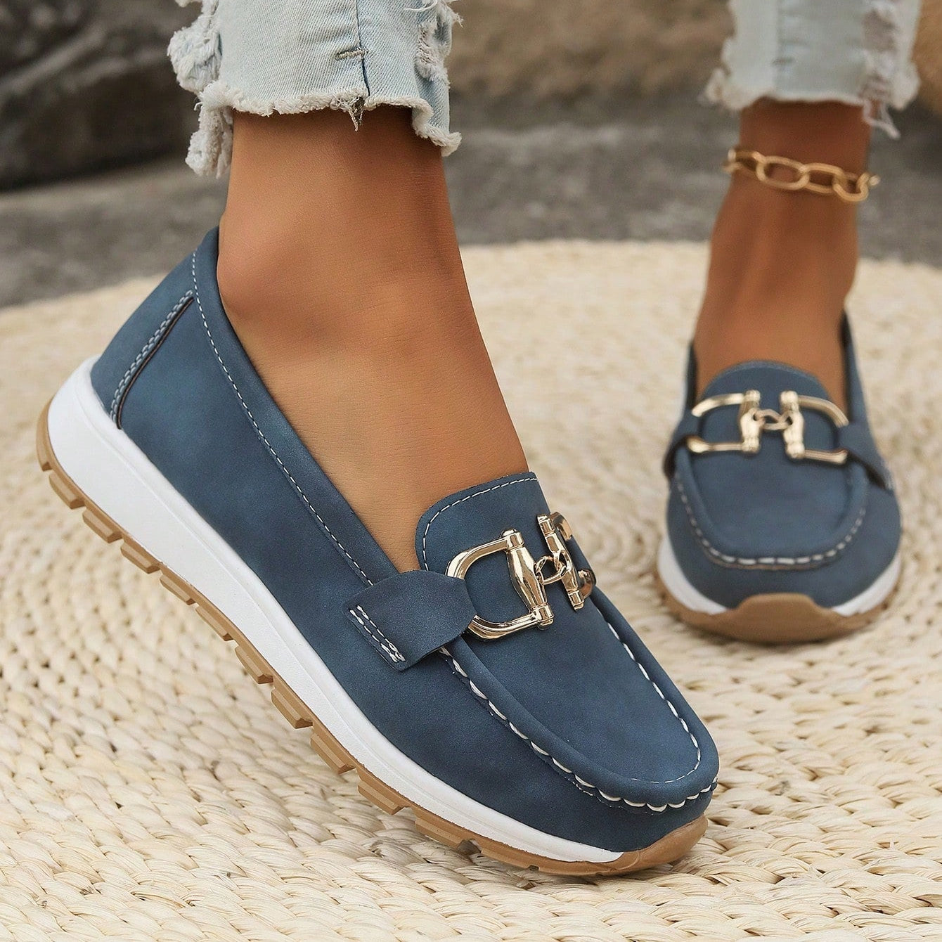 Elly - Chic Buckle Loafers