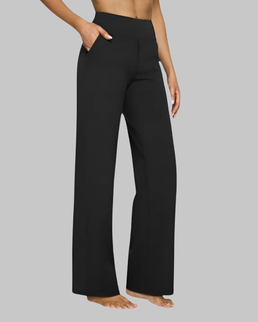 : Elara - Comfort Stretch Pants in Black van Paper Favor