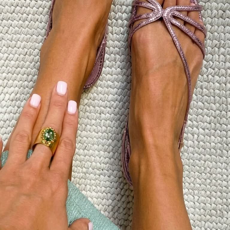 Shoes > Sandals : Serafina | Golden Sandals Summer Essence in Pink van Paper Favor