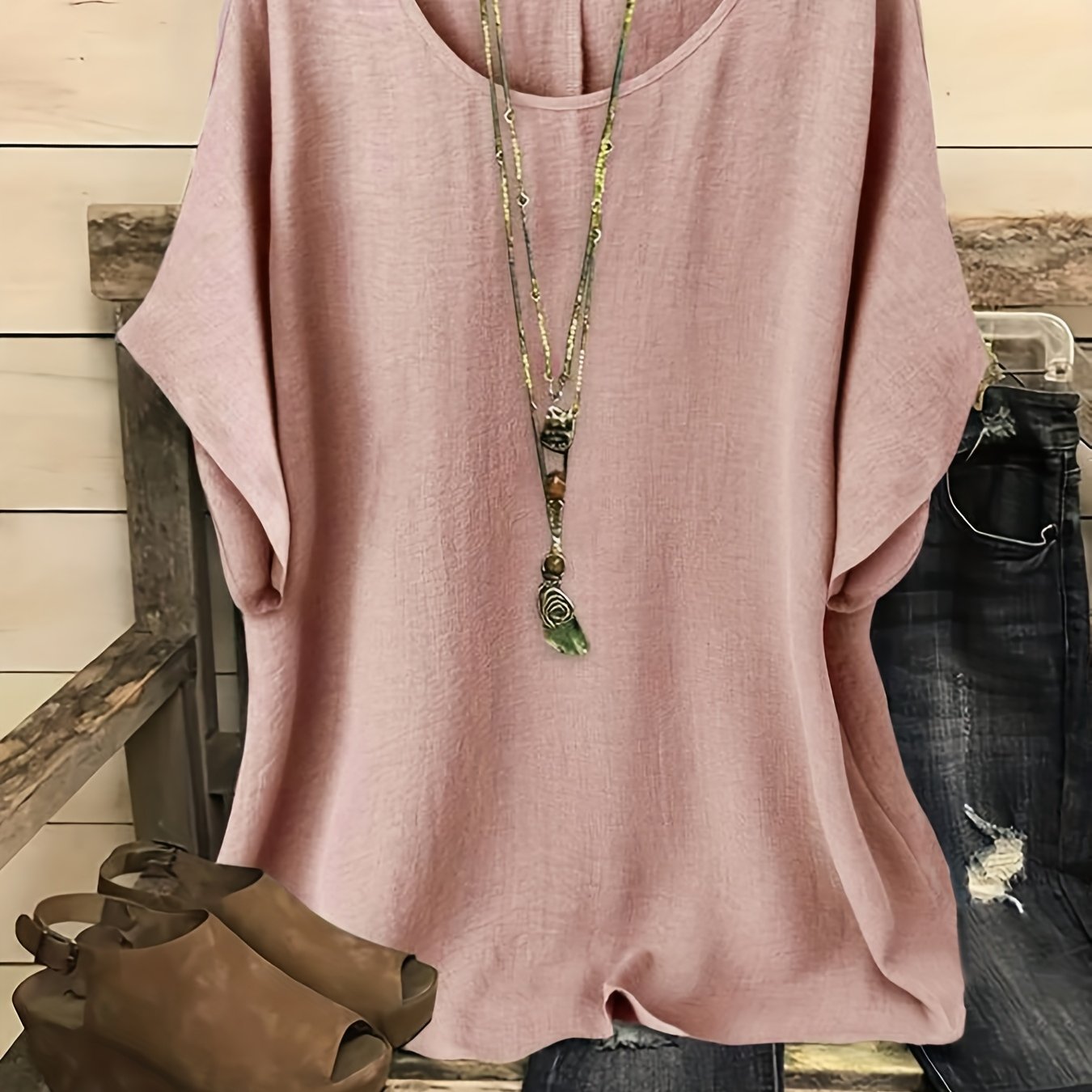 : Sienna™ | Effortless Summer Top in Lotus Color van Paper Favor