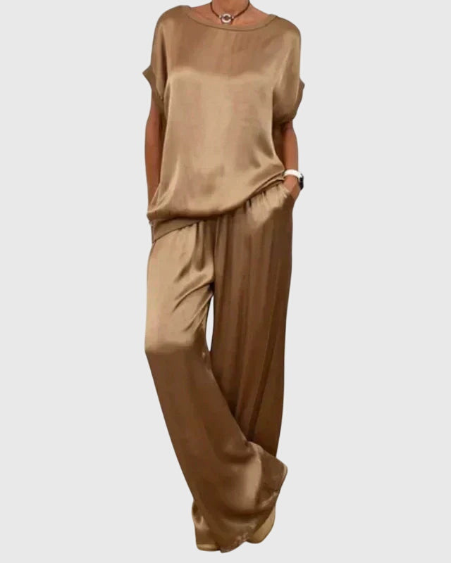 Clothing > Sets : Kayla™ | Elegant Two-Piece Set in Brown van Paper Favor