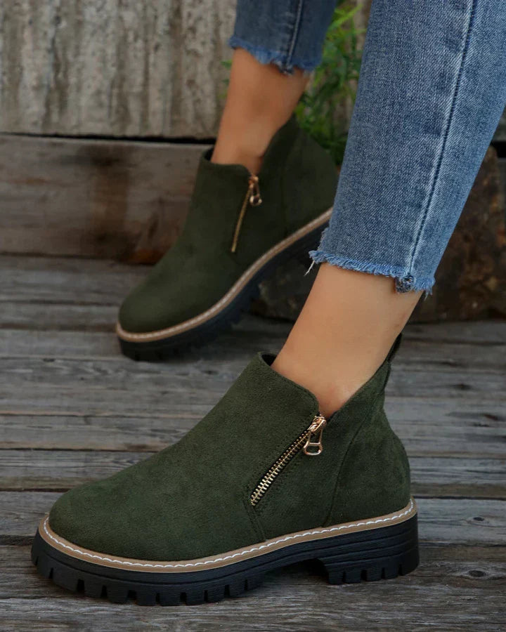 : Alessia - Women's Ankle Boots in Green van Paper Favor