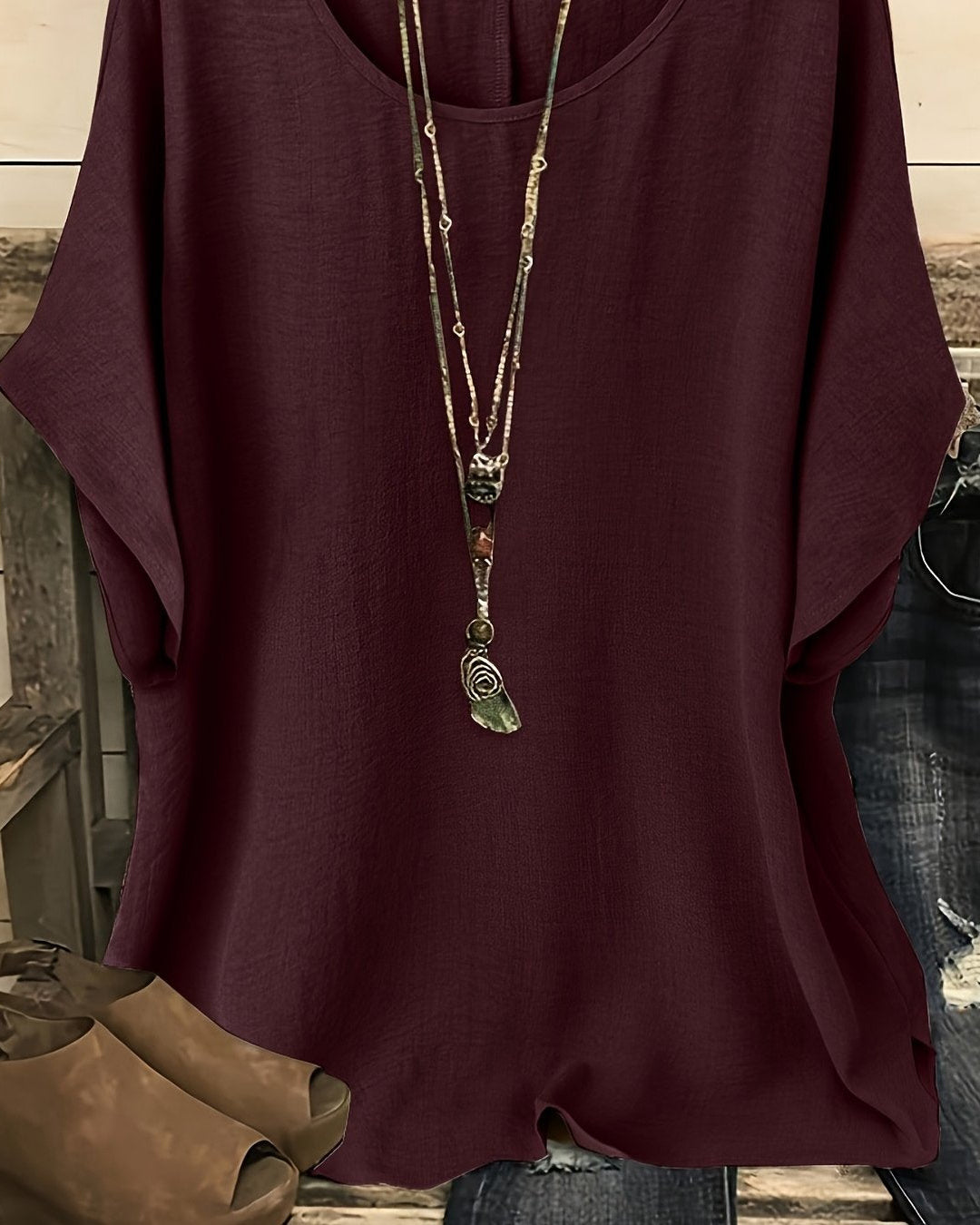 Clothing > Blouses : Sienna™ | Effortless Summer Top in Deep Red van Paper Favor