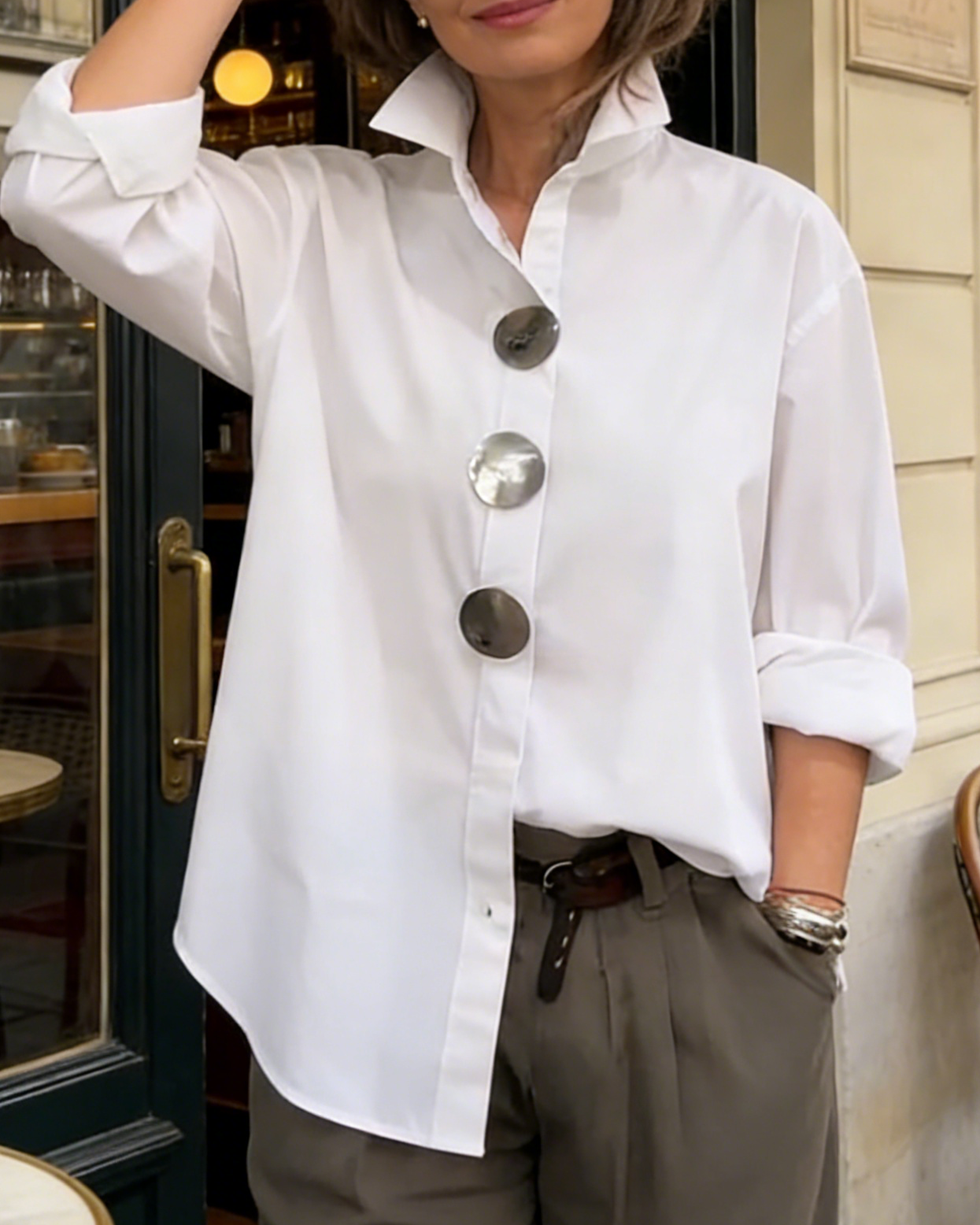 TOP : Rosaline™ | Statement Button Stand Collar Blouse in van Paper Favor