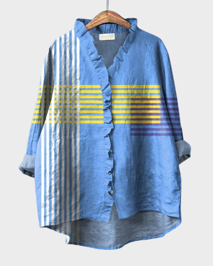 Blouse : Mia | Elegant Breezy Summer Blouse in Blue van Paper Favor