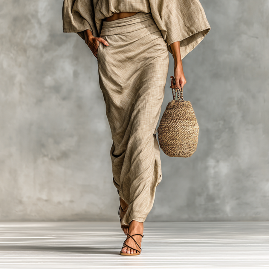 Two-piece set with long skirt and batwing sleeves
