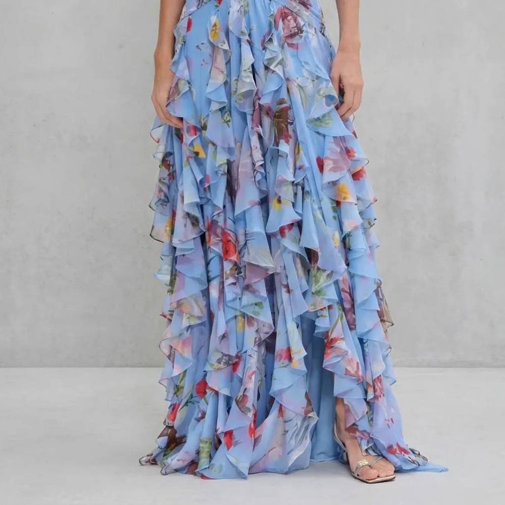 Maxi Dresses : Belladina | Halter Maxi Dress in Blue van Cow Clothing