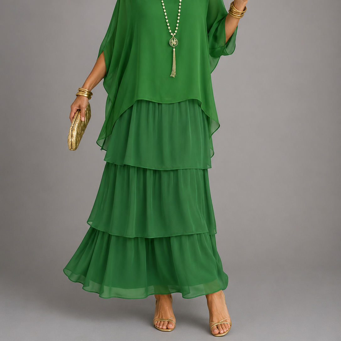 Clothing > Dresses : Lara™ | Elegant Flowing Maxi Dress in Light Green van Paper Favor