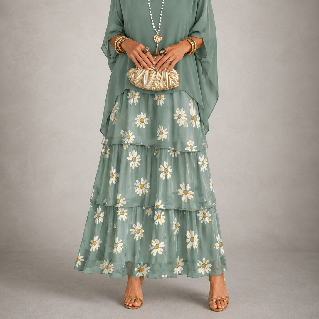 Clothing > Dresses : Lara™ | Elegant Flowing Maxi Dress in Faded Green van Paper Favor