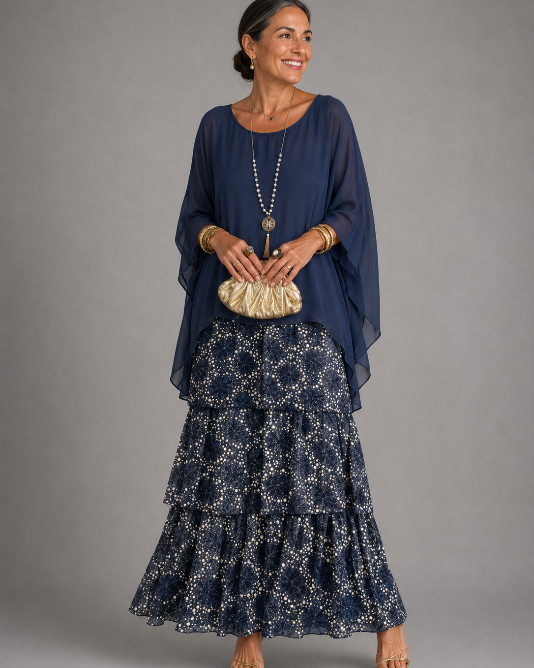 Clothing > Dresses : Lara™ | Elegant Flowing Maxi Dress in Dark Blue van Paper Favor