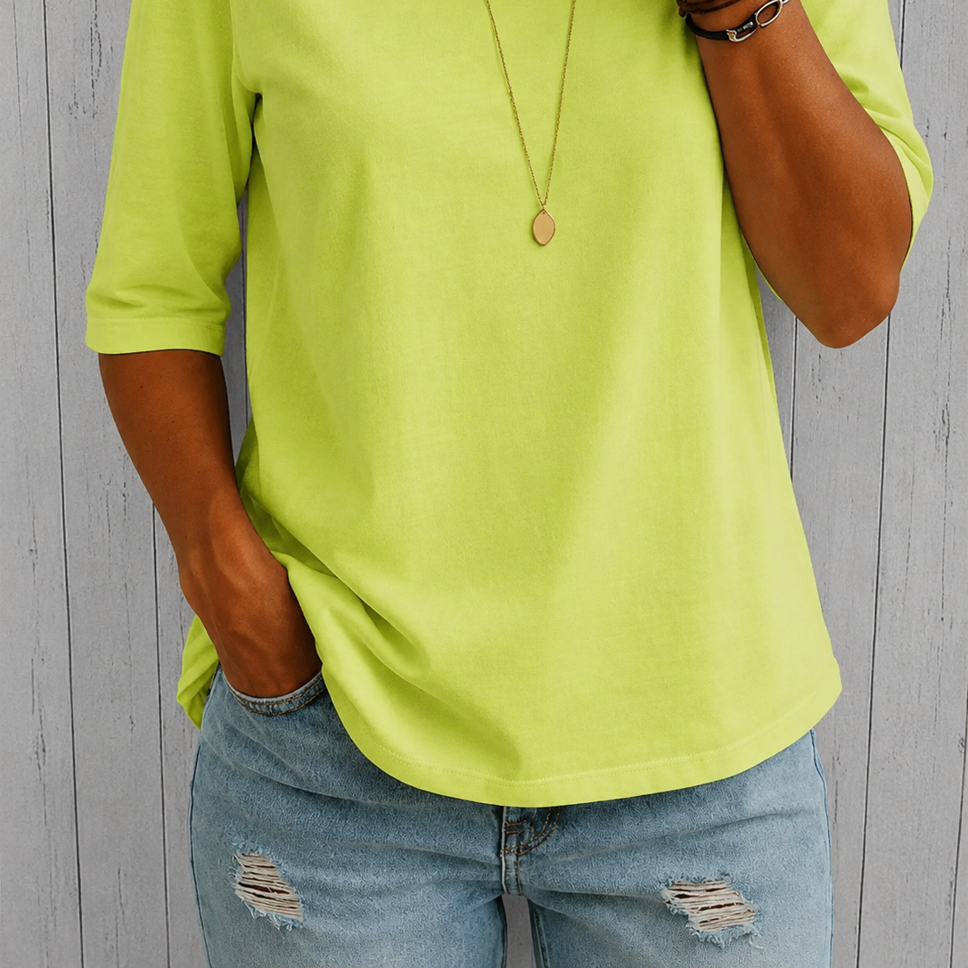 Clothing > T-Shirts : Calvera | Essential Comfort Tee in Green (out of stock) van DUUWE