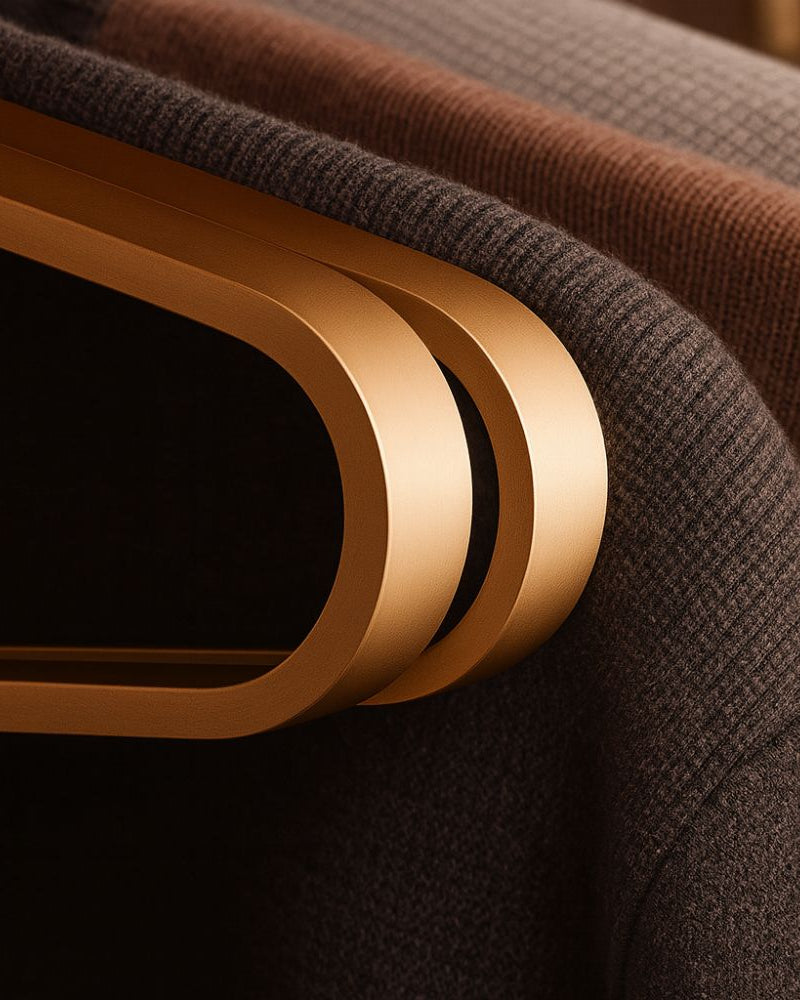 Clothes Hanger : Men's Hangers in Aluminum - Slim, Non-slip, Space-saving in van Paper Favor