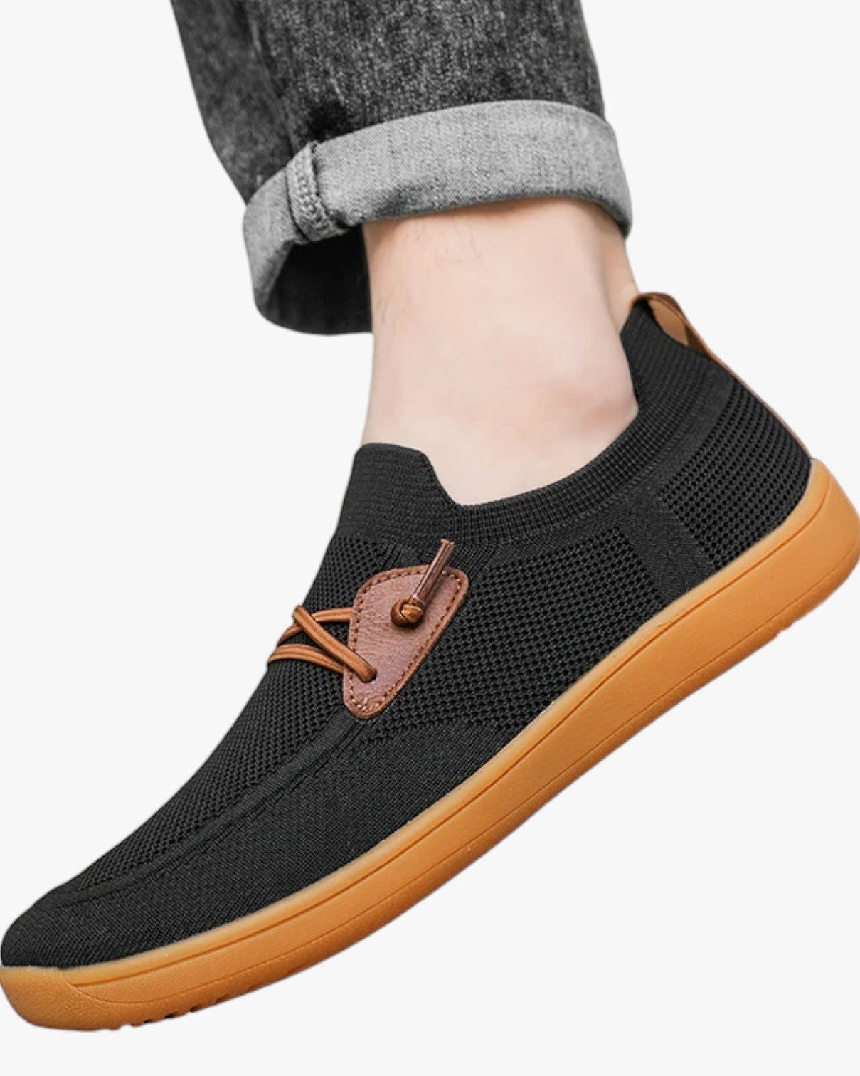 Breathable men's sneakers