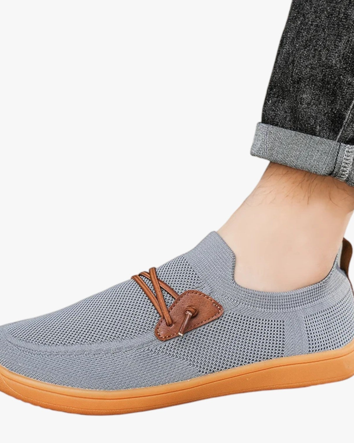 Breathable men's sneakers