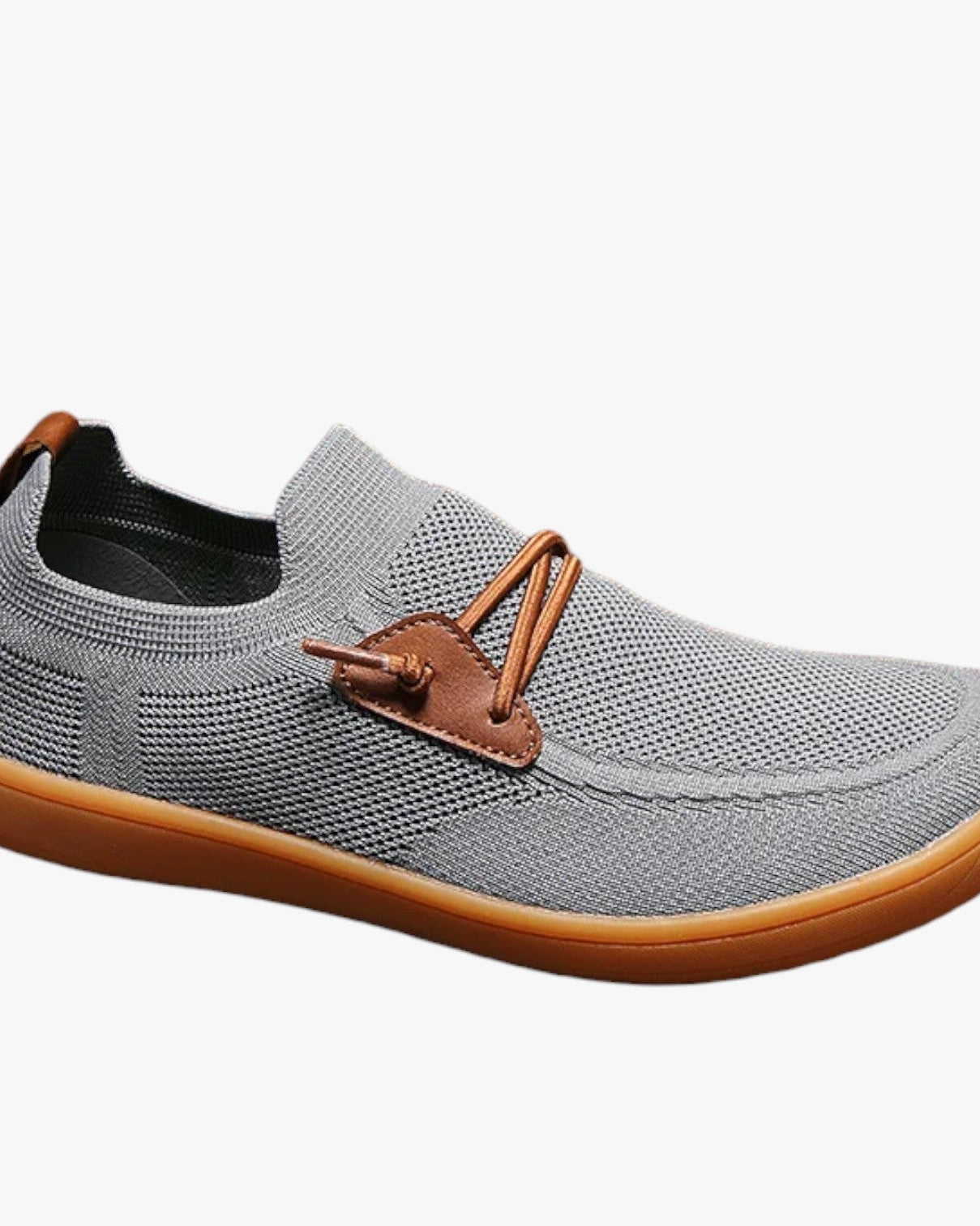 Breathable men's sneakers