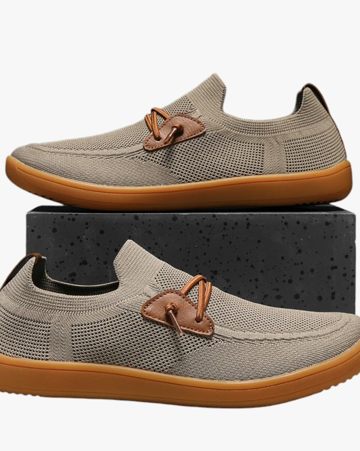 Breathable men's sneakers