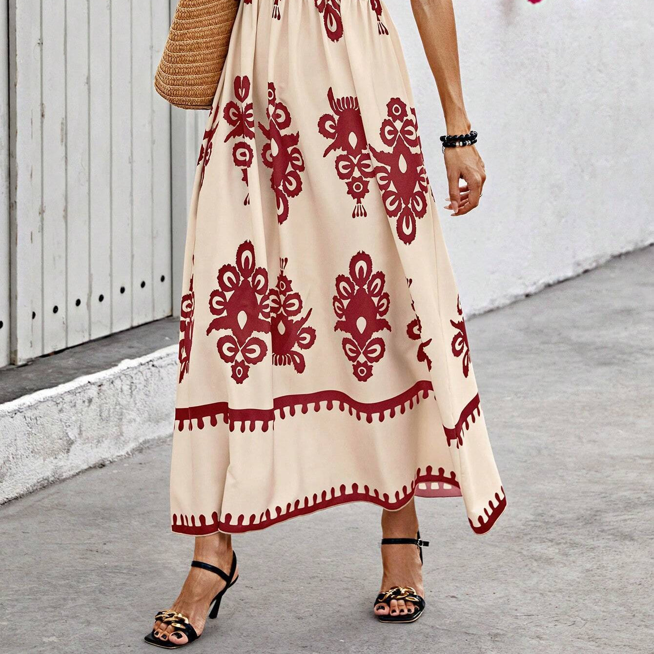 Women > Dresses > Maxi : Women's Livy Desert Breeze Maxi Dress - Effortless Elegance in Burgundy van Paper Favor