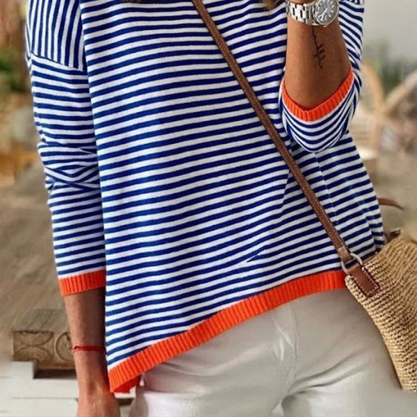 Pull : Sophie - Striped Long Sleeve Top in Blue van Paper Favor