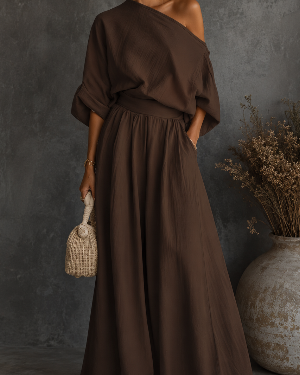 Dresses : Sadie | Casual Short Loose Off-Shoulder and Oversized Skirt in Brown van Paper Favor