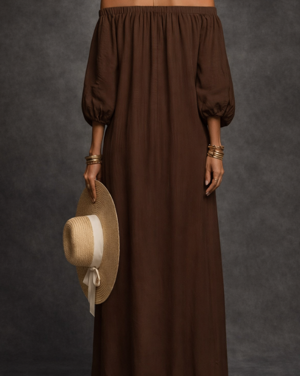 Dresses : Willow | Off-Shoulder Long Dress in van Paper Favor