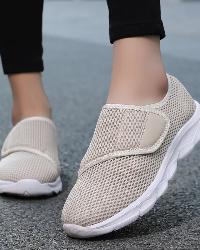 : Anna | Soft Comfortable Orthopedic Shoes in Beige van Paper Favor