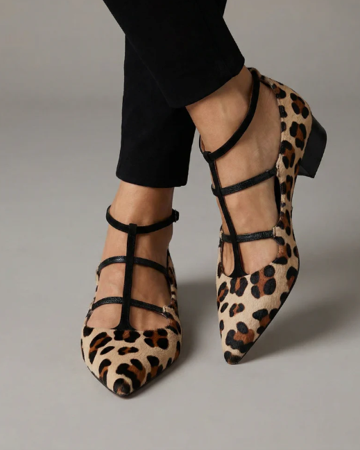 : Bridget - Heeled Shoes with Leopard Strap in van Paper Favor