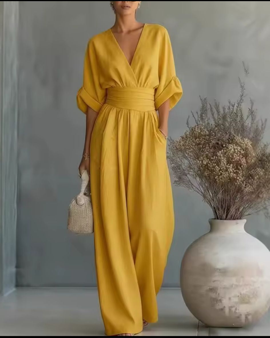 : Risel - Jumpsuit to Feel Comfortable and Polished on Your Day. in Mustard van Paper Favor