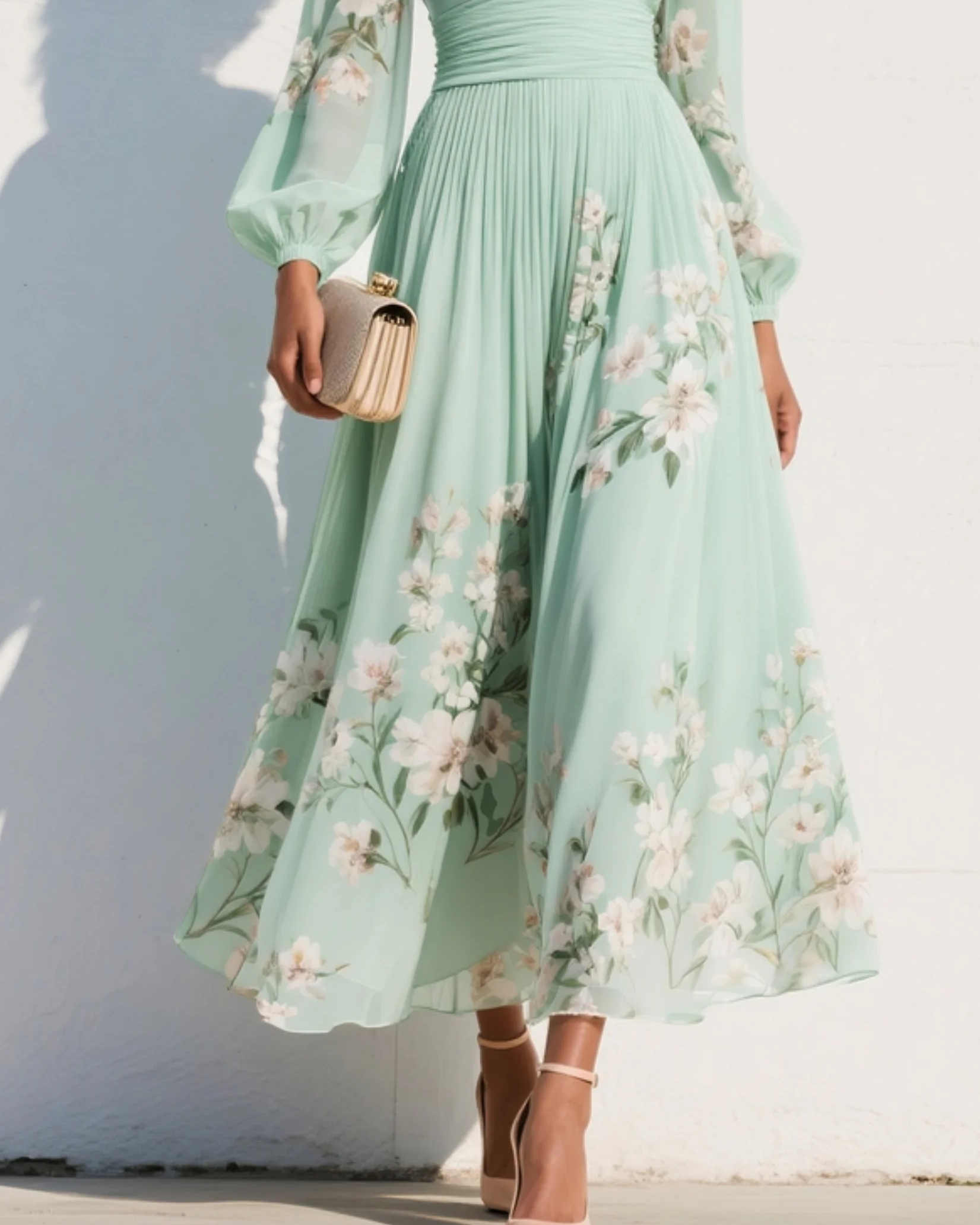 : Odelia - Floral Midi Dress in van Paper Favor