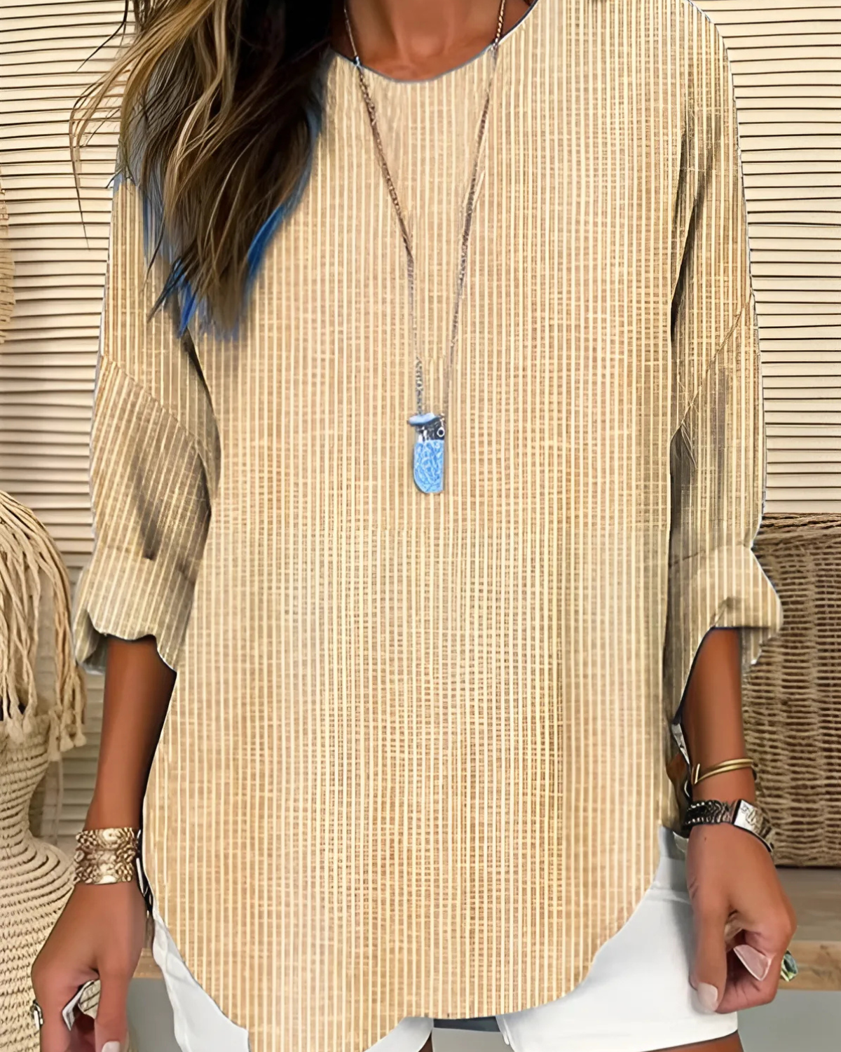 Blouse : Jessa | Trendy Striped Blouse in Khaki van Paper Favor