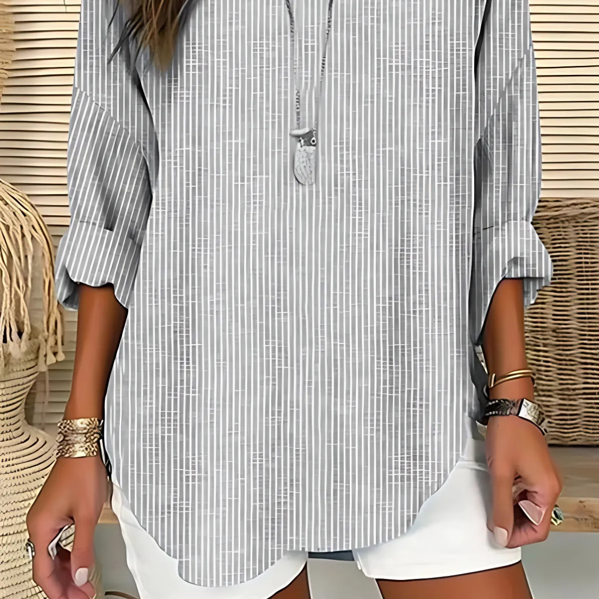 Blouse : Rhea | Chic Striped Blouse for Effortless Style in Grey van Paper Favor