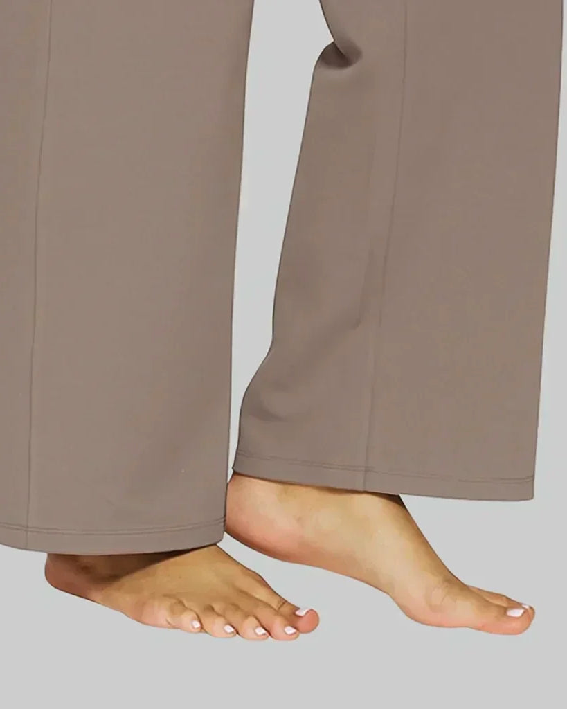 : Elara - Comfort Stretch Pants in van Paper Favor
