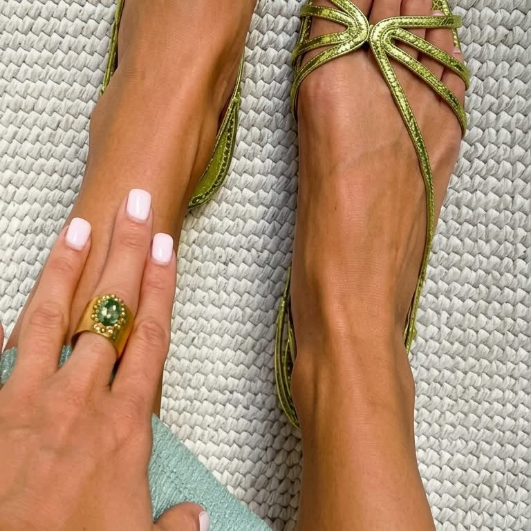 Shoes > Sandals : Serafina | Golden Sandals Summer Essence in Green van Paper Favor