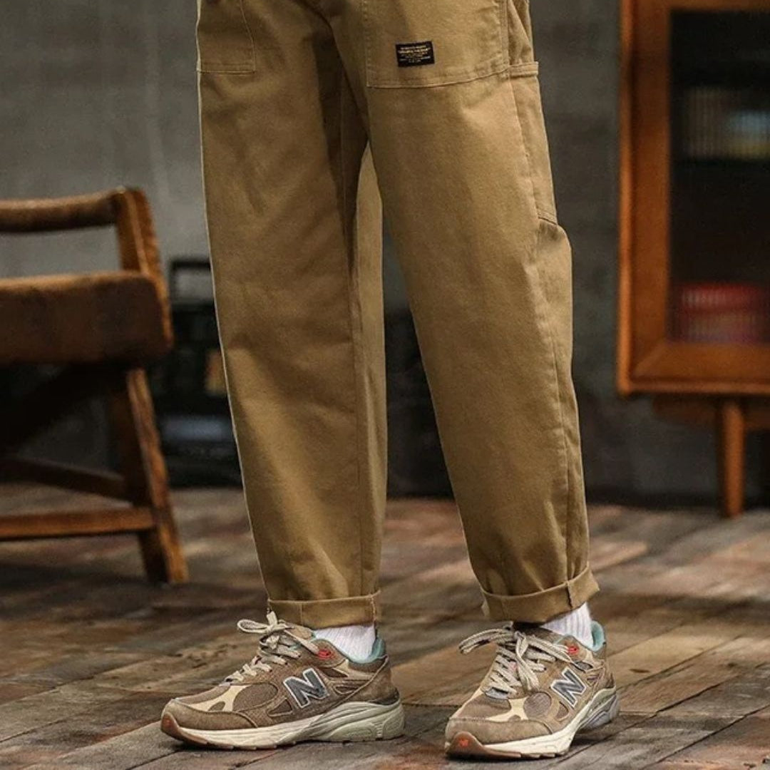 Men > Pants : Men's Vintage Cargo Pants - Timeless Style with Modern Utility in Khaki van Paper Favor