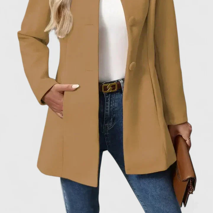 : Carmelyssa - Elegant Jacket in Camel van Paper Favor