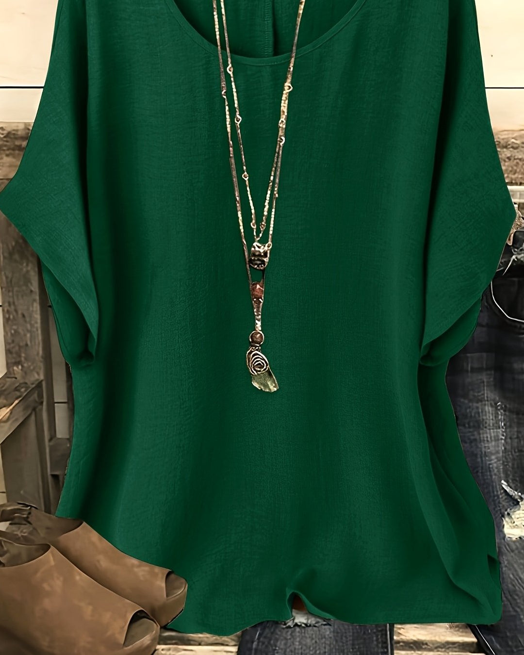 Clothing > Blouses : Sienna™ | Effortless Summer Top in Dark Green van Paper Favor