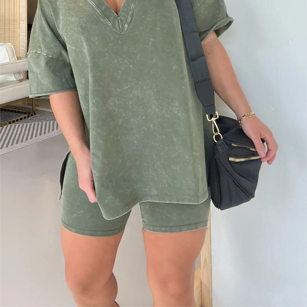 Women > Two-Piece Sets : Women's Ariana Acid-Wash Oversized Tee & Biker Shorts Set in Blue van Paper Favor