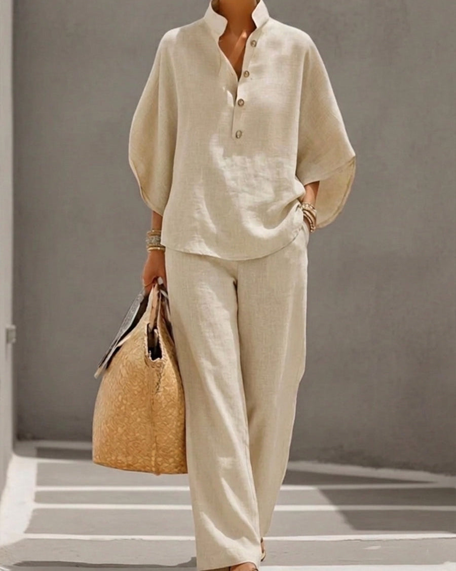 Set : Grace | Classic 2-piece Set in Sand van Paper Favor