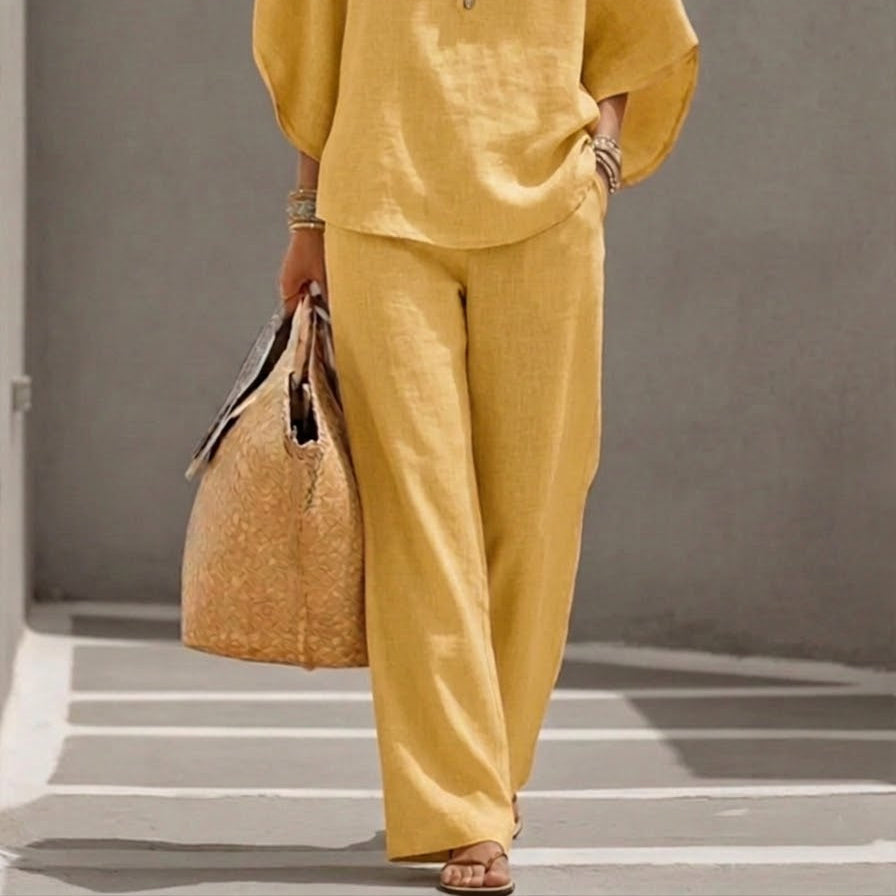 Set : Grace | Classic 2-piece Set in Yellow van Paper Favor