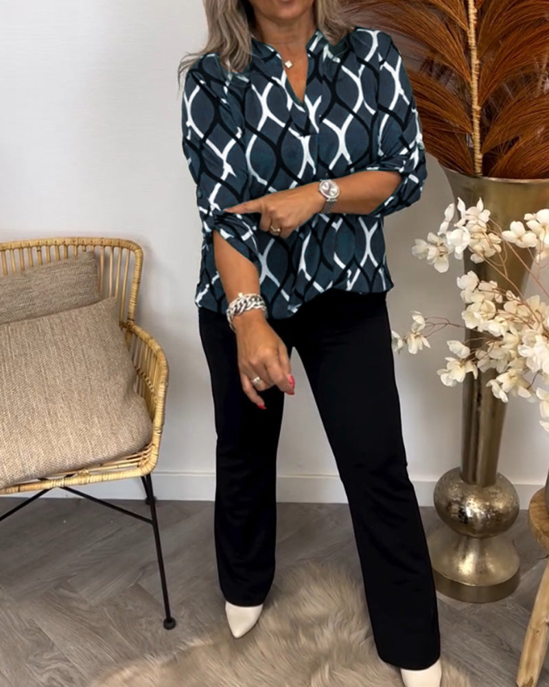 Women's Stylish blouse with graphic print
