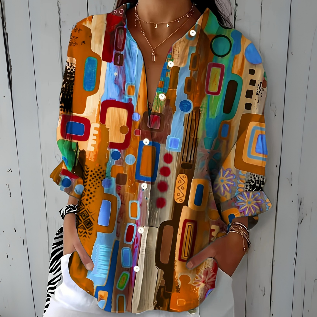 Blouse : Catalina | Vibrant Artistic Button-Up Blouse in Orange van DUUWE