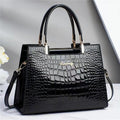 Women's Glossy Handbag – Shiny Elegance for Every Occasion