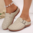 : Breathable Everyday Flats in Beige van Cow Clothing