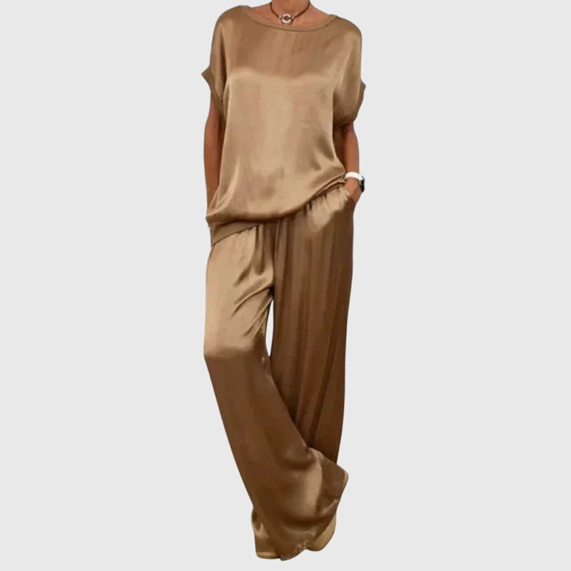 Clothing > Sets : Kayla™ | Elegant Two-Piece Set in Brown van Paper Favor