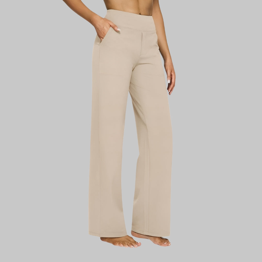 : Elara - Comfort Stretch Pants in Cream van Paper Favor