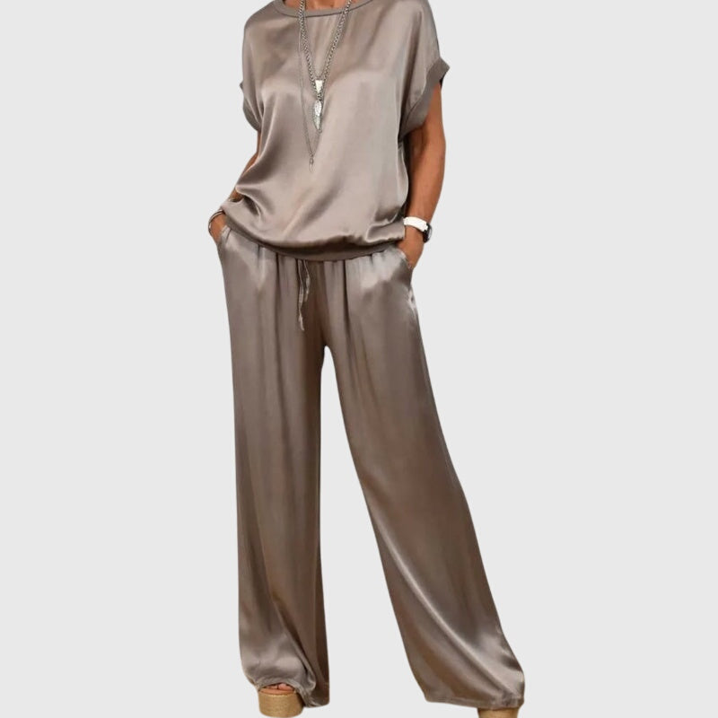 Clothing > Sets : Kayla™ | Elegant Two-Piece Set in Gray van Paper Favor