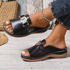 Shoes > Sandals : Comfy Buckle Sandals in van Cow Clothing