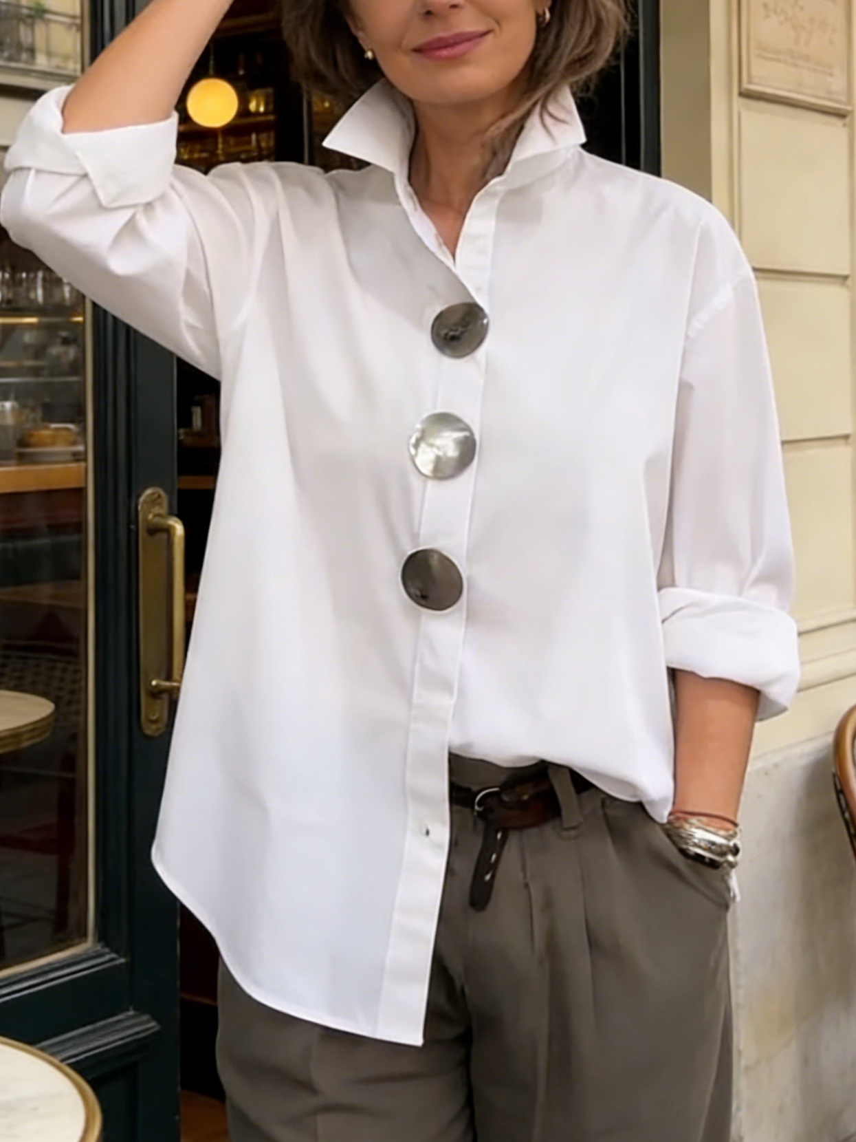 TOP : Rosaline™ | Statement Button Stand Collar Blouse in van Paper Favor
